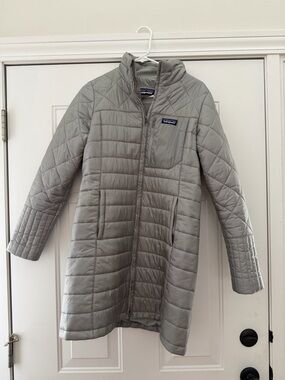 Patagonia Quilted Long Puffer Jacket - Light Gray